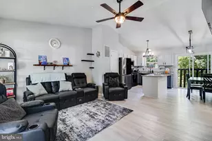 615 Flint Ct, Lusby, MD 20657 - Photo 3