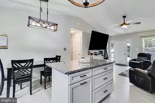 615 Flint Ct, Lusby, MD 20657 - Photo 5