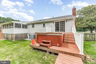 5330 Cove View Dr, Saint Leonard, MD 20685 - Photo 7
