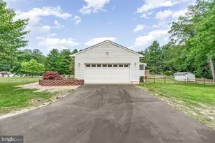 5330 Cove View Dr, Saint Leonard, MD 20685 - Photo 11