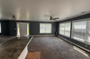 962 Crystal Rock Rd, Lusby, MD 20657 - Photo 5