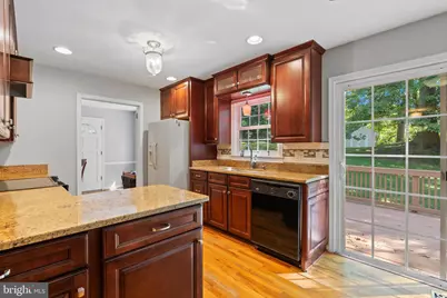 11219 Lakeview Drive, Dunkirk, MD 20754 - Photo 17