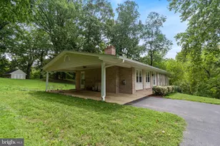 11219 Lakeview Dr, Dunkirk, MD 20754 - Photo 33