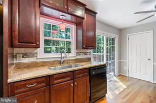 11219 Lakeview Dr, Dunkirk, MD 20754 - Photo 21