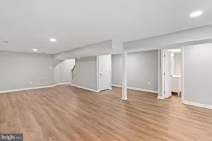11219 Lakeview Dr, Dunkirk, MD 20754 - Photo 23