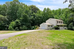 290 Chapel Hills Dr, Prince Frederick, MD 20678 - Photo 5