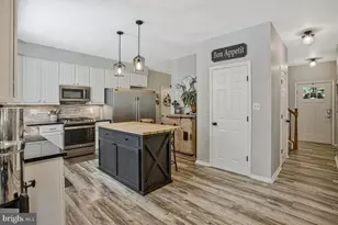 1035 Kings Creek Dr, Saint Leonard, MD 20685 - Photo 11
