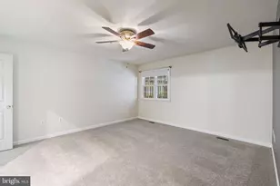 211 Westlake Blvd, Prince Frederick, MD 20678 - Photo 11