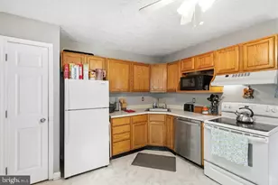 673 Grenada Ln, Lusby, MD 20657 - Photo 13