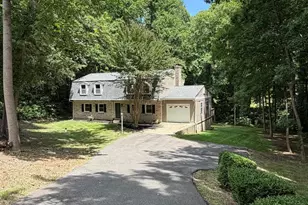 8827 Lafayette Dr, Owings, MD 20736 - Photo 9