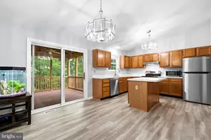 373 Cactus Trail, Lusby, MD 20657 - Photo 17