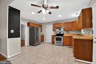 5118 Coach Ct, Huntingtown, MD 20639 - Photo 7
