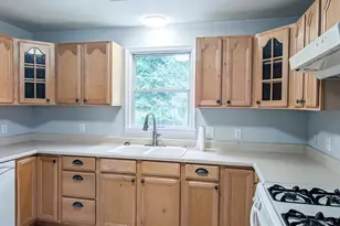 221 Llewelyn Ln, Huntingtown, MD 20639 - Photo 9