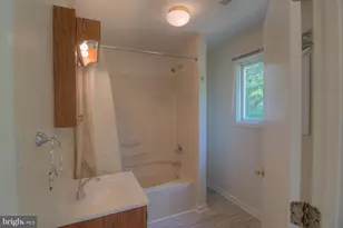 5105 Shore Dr, Huntingtown, MD 20639 - Photo 11