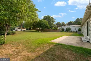 2110 Clearview Dr, Owings, MD 20736 - Photo 31