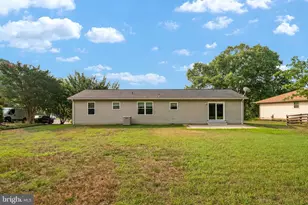 2110 Clearview Dr, Owings, MD 20736 - Photo 29