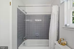 9810 Golden Russet Dr, Dunkirk, MD 20754 - Photo 29