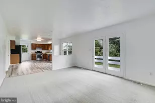 4525 Terri Ln, Huntingtown, MD 20639 - Photo 5