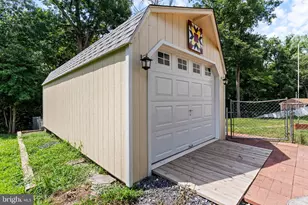 704 Alamo Ln, Lusby, MD 20657 - Photo 33