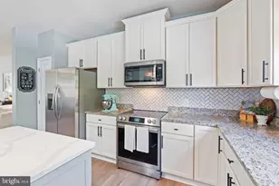 519 English Oak Ln, Prince Frederick, MD 20678 - Photo 11