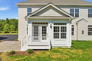 985 Bounty Pl, Owings, MD 20736 - Photo 5