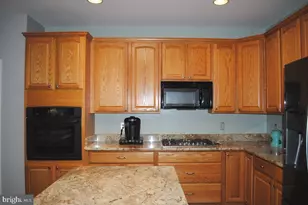 170 Coventry Ct, Owings, MD 20736 - Photo 33
