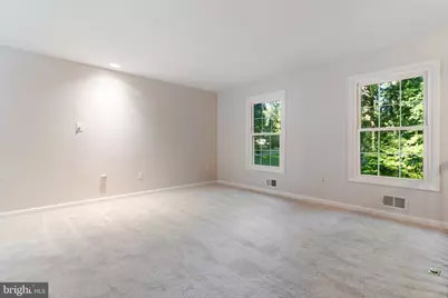 8819 Lafayette Drive, Owings, MD 20736 - Photo 5