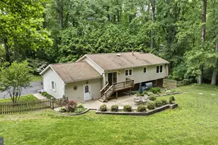 8819 Lafayette Dr, Owings, MD 20736 - Photo 3