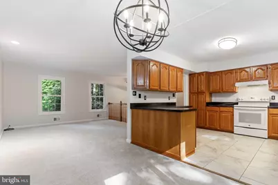 8819 Lafayette Drive, Owings, MD 20736 - Photo 7