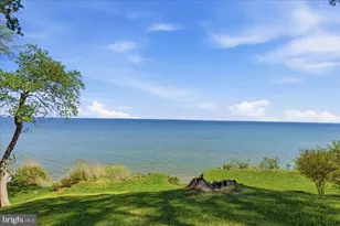 5209 Larchmont Dr, Chesapeake Beach, MD 20732 - Photo 1