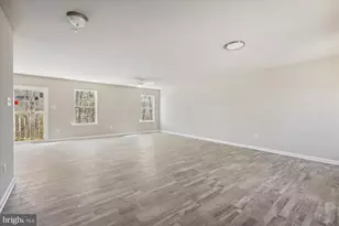 854 Forest Glen Rd, Lusby, MD 20657 - Photo 3