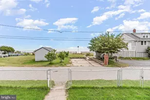 2909 Bay Blvd, Huntingtown, MD 20639 - Photo 13