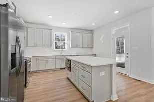 7502 Wyatts Wy, Owings, MD 20736 - Photo 15
