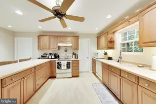 8830 Rymer Way, Owings, MD 20736 - Photo 13