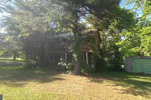 7060 Poorhouse Rd, La Plata, MD 20646 - Photo 1