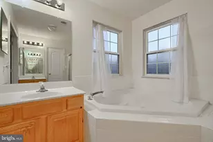 10017 Wamsley Ct, White Plains, MD 20695 - Photo 47