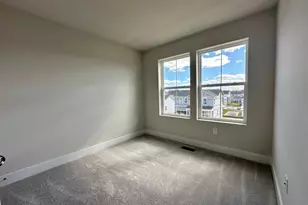 10715 Millport St, White Plains, MD 20695 - Photo 31