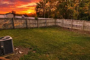 10750 Sourwood Ave, Waldorf, MD 20603 - Photo 5