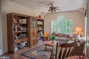 113 Burning Bush Pl, La Plata, MD 20646 - Photo 13