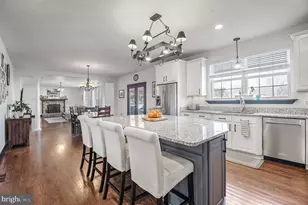 9193 Crescent Ln, La Plata, MD 20646 - Photo 7