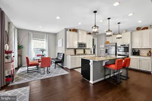 9260 Biscayne St, Waldorf, MD 20603 - Photo 3