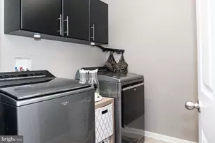 9800 Leighland Ct, Waldorf, MD 20603 - Photo 29