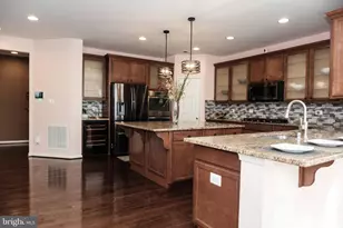 9800 Leighland Ct, Waldorf, MD 20603 - Photo 21