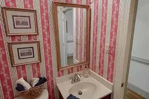 9275 Crescent Ln, La Plata, MD 20646 - Photo 13