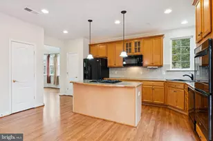 2086 Downshire Ct, Waldorf, MD 20603 - Photo 7