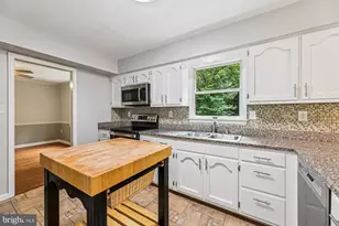 3643 Foxhall Pl, White Plains, MD 20695 - Photo 17