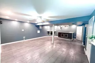 8834 Chiswick Ct, White Plains, MD 20695 - Photo 5