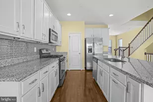 9833 Ushers Pl, Waldorf, MD 20601 - Photo 7