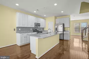 9833 Ushers Pl, Waldorf, MD 20601 - Photo 3