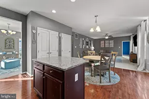 10568 Long Leaf Ln, Waldorf, MD 20603 - Photo 9